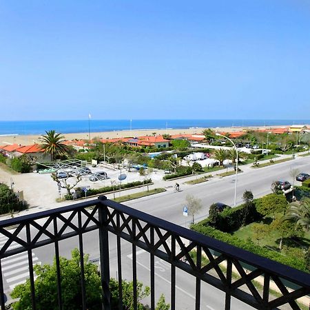 Arianna Hotel Marina di Pietrasanta Εξωτερικό φωτογραφία