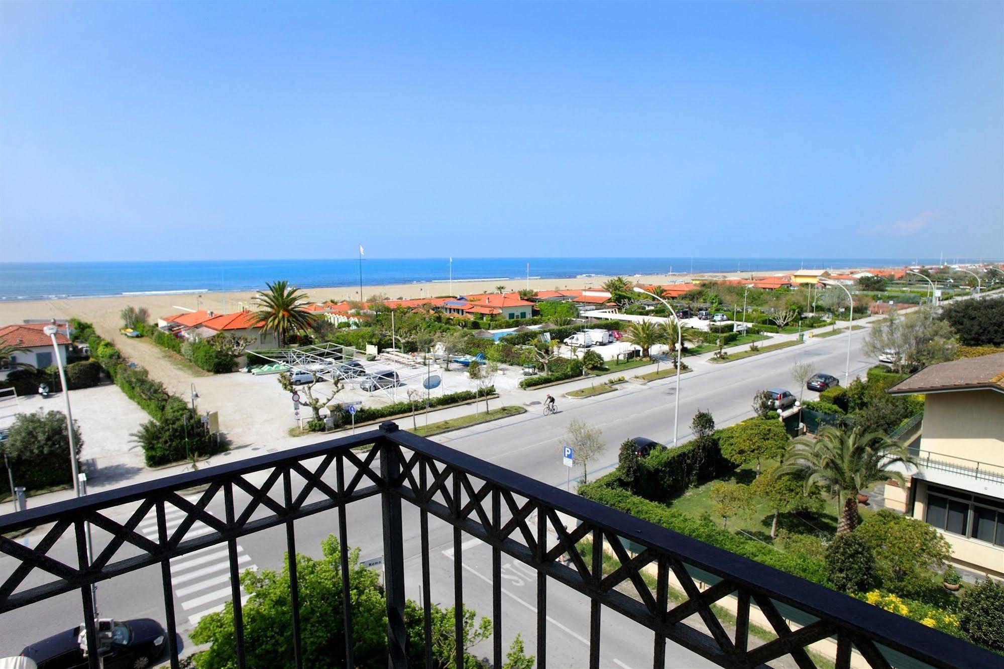 Arianna Hotel Marina di Pietrasanta Εξωτερικό φωτογραφία