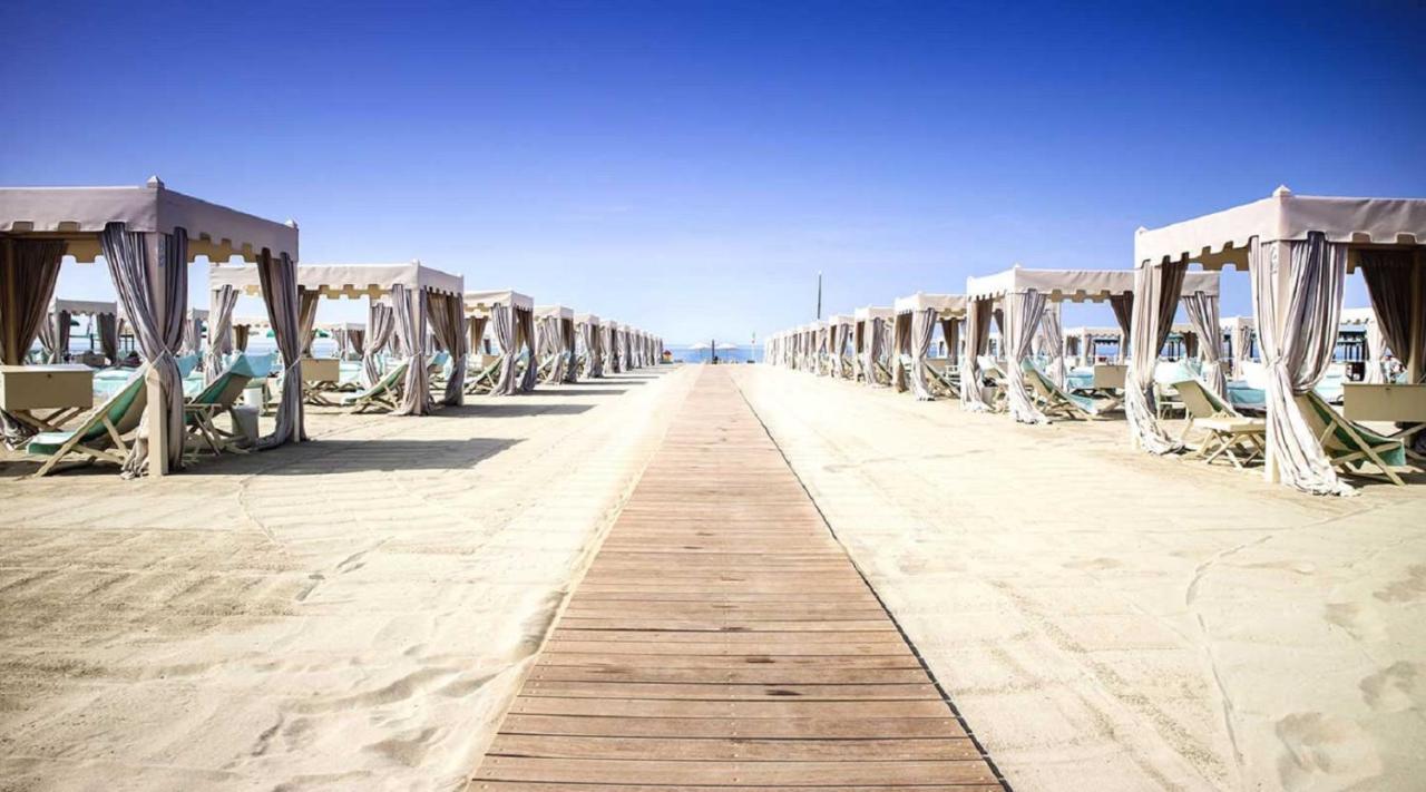 Arianna Hotel Marina di Pietrasanta Εξωτερικό φωτογραφία